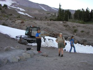 24_mary lois sarah at snow
