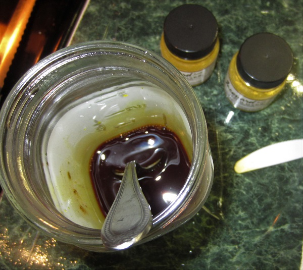 mixing dye_geverettstudio